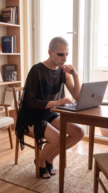 Rita at laptop